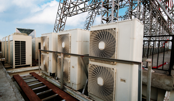 unități exterioare de sistem VRF montate pe acoperiș