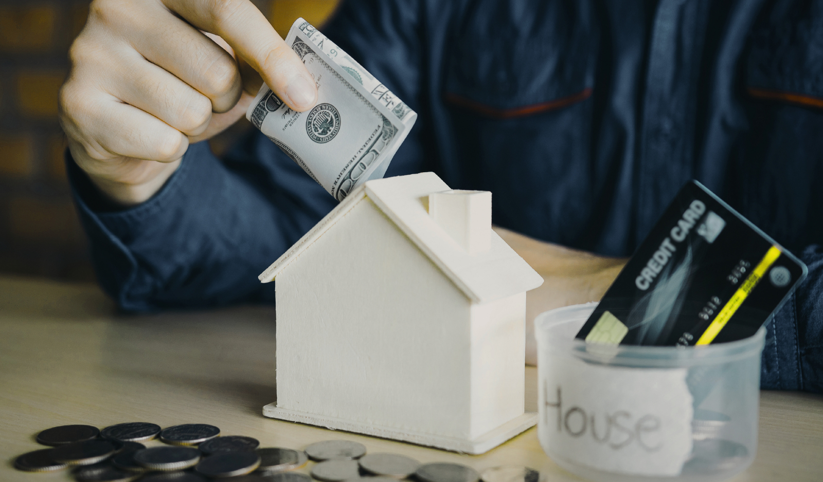 Investește inteligent &icirc;n casa ta și transformă factura la energie dintr-o cheltuială imprevizibilă &icirc;ntr-un cost controlat.